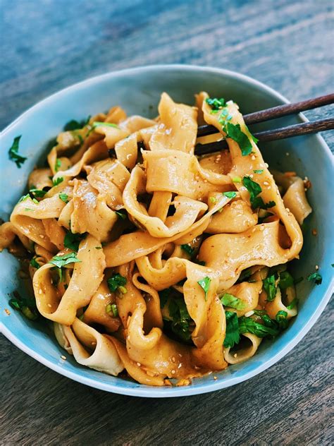  「晋城手擀麺」香ばしさとコシのハーモニーを堪能できる中華料理